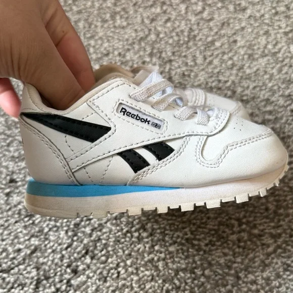 Infant Reebok - Picture 3 of 7